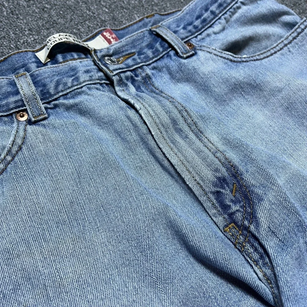 Levi's Relaxed Fit Jeans 38x30 Light  Blue Denim Distressed Straight‎ 90CCCAN1